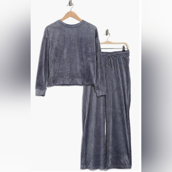 DANSKIN Ribbed Velour Long Sleeve Top & Pants Size Large - Picture 7 of 7